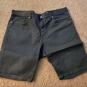 H&M Slim Fit shorts size 34